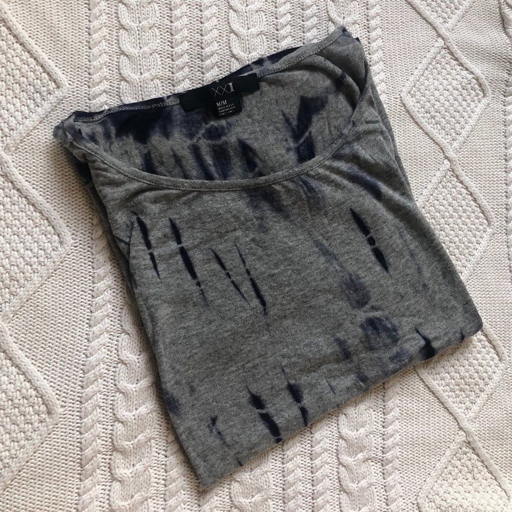 Forever 21 tie dye shirt